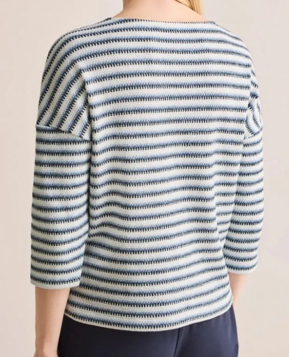 Pruhovaný svetřík Cecil