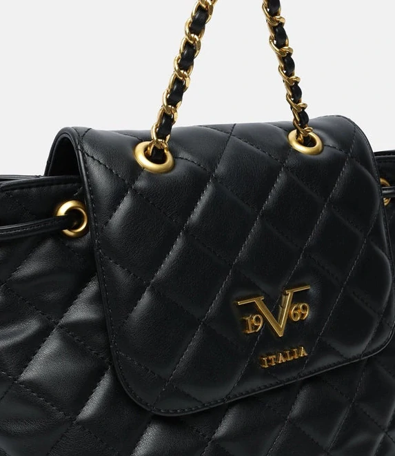 Versace kabelka a batoh ele